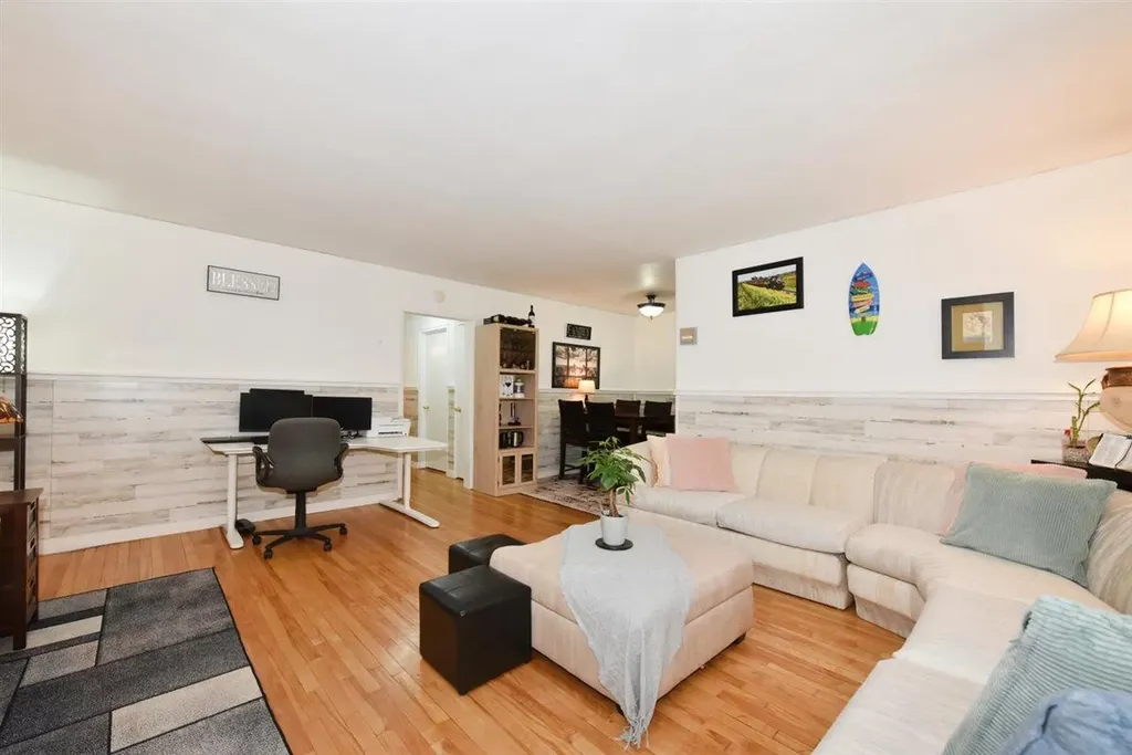 196-65 69th Avenue Fresh Meadows NY 11365