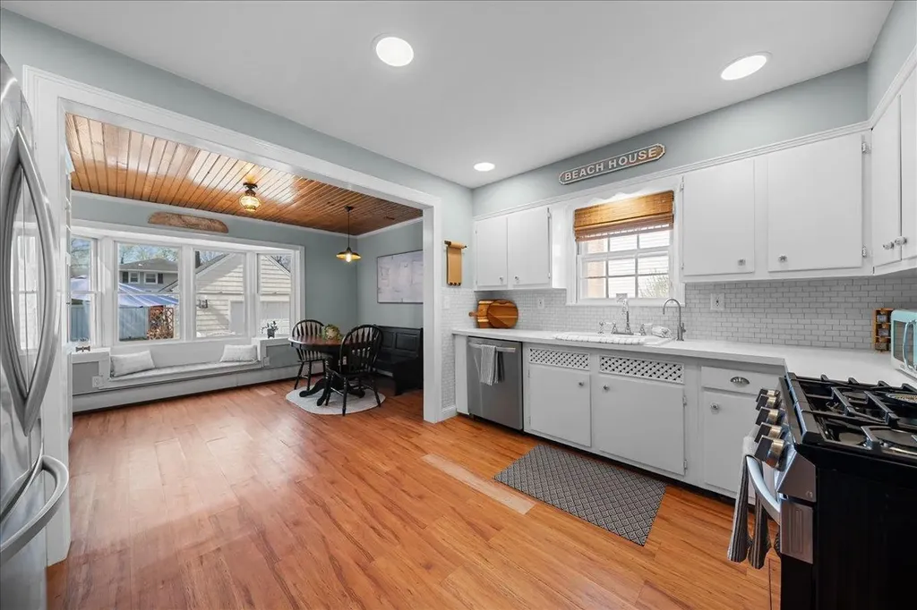 26 Seafield Lane Bay Shore NY 11706