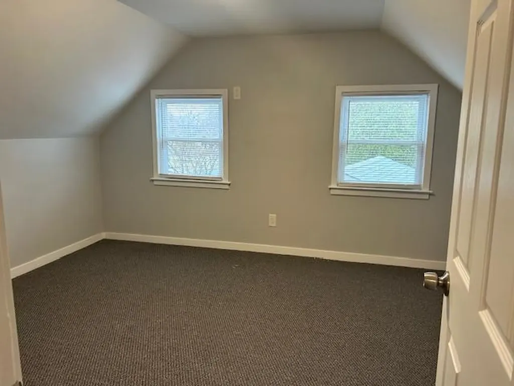 2 Crag Lane Levittown NY 11756