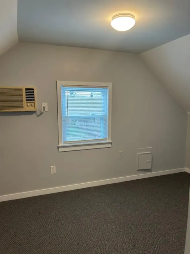2 Crag Lane Levittown NY 11756