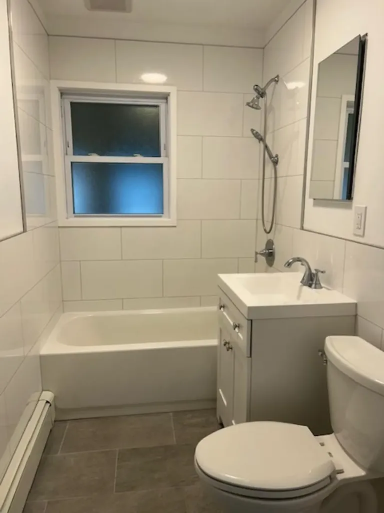 2 Crag Lane Levittown NY 11756