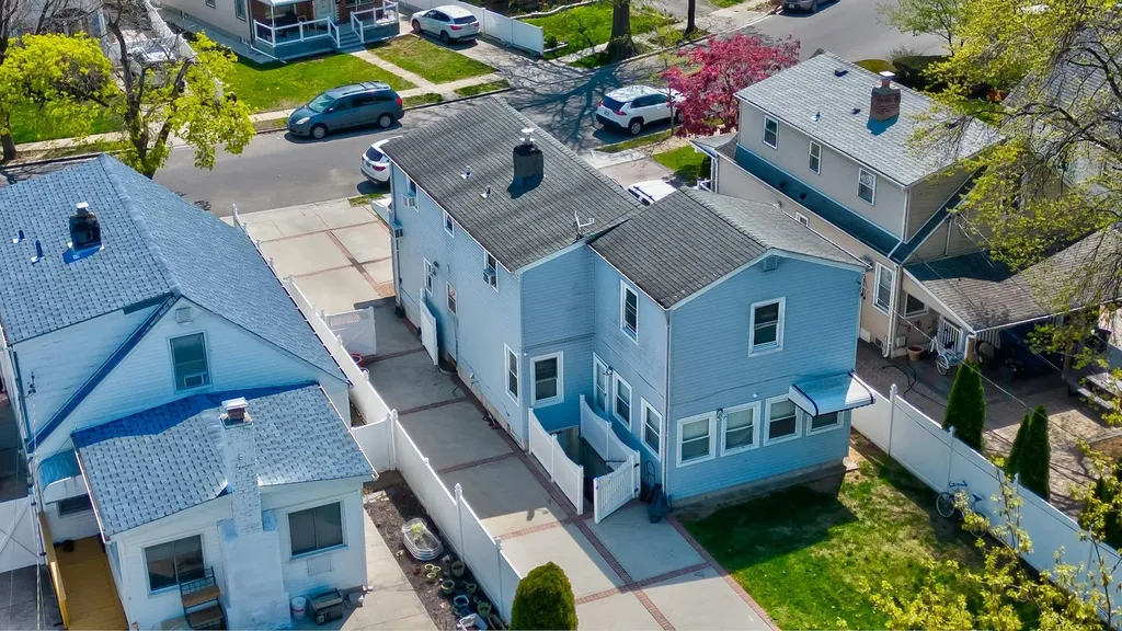 25 Virginia Drive Elmont NY 11003