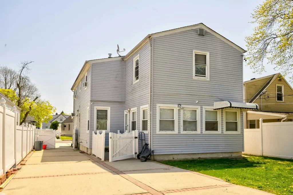 25 Virginia Drive Elmont NY 11003