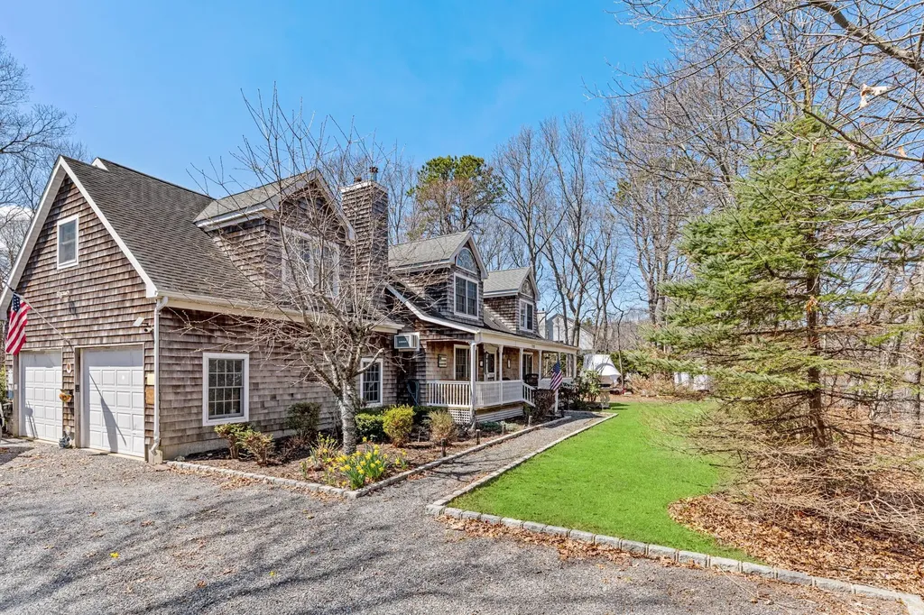 799 Mill Road Riverhead NY 11901