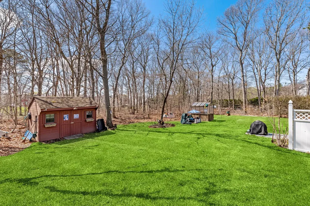 799 Mill Road Riverhead NY 11901