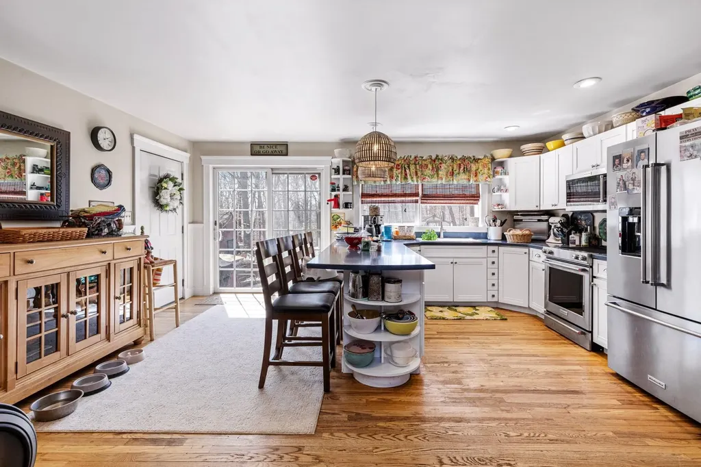 799 Mill Road Riverhead NY 11901