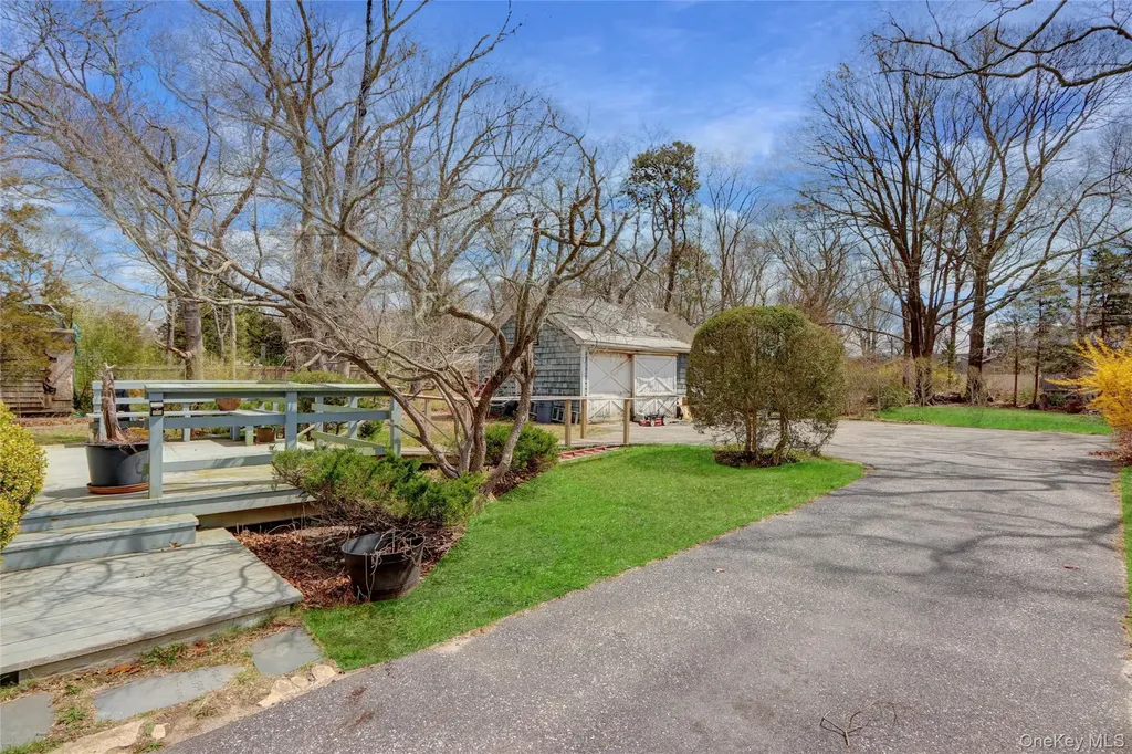 40 Argonne Road E Hampton Bays NY 11946