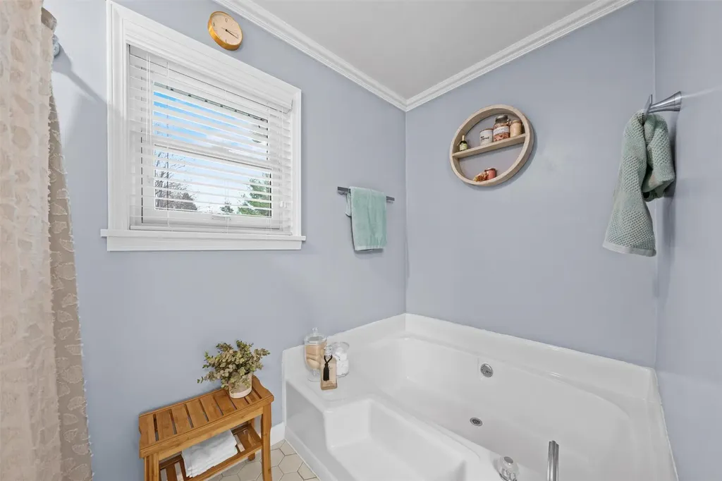 2 Laura Drive Chester NY 10918