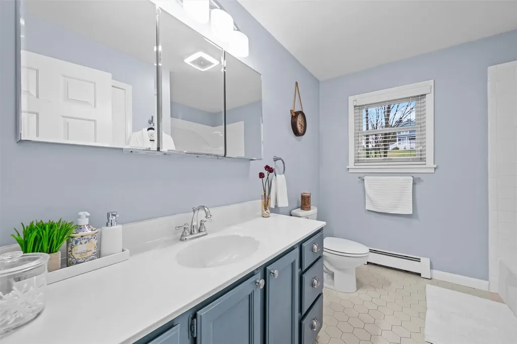 2 Laura Drive Chester NY 10918