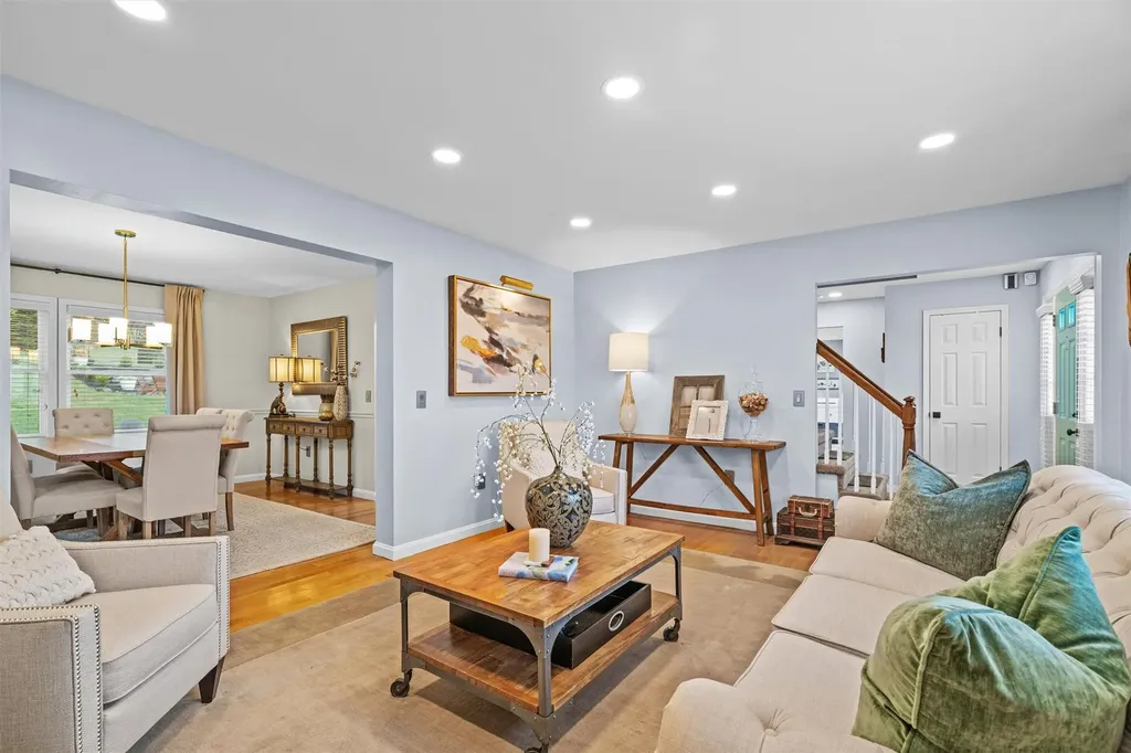 2 Laura Drive Chester NY 10918
