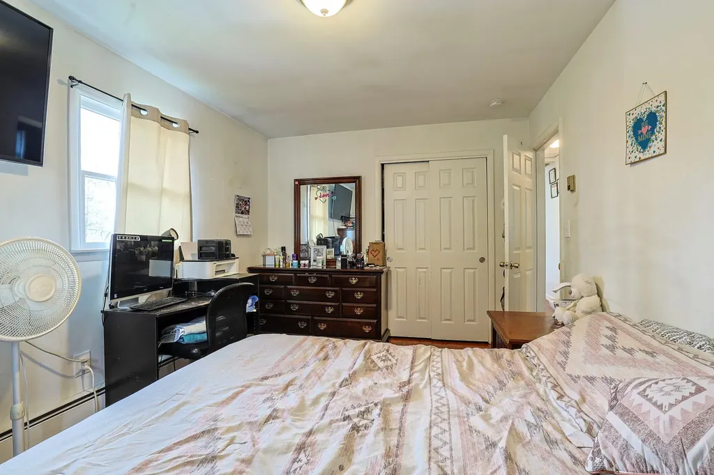 5 Carl Place Middletown NY 10940