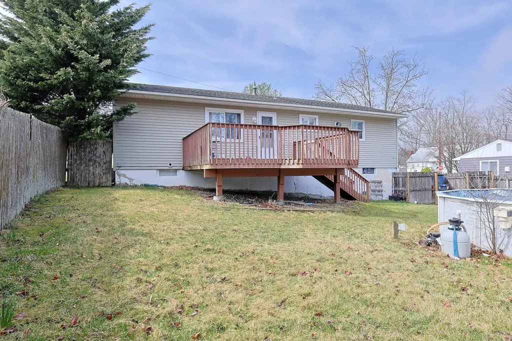 5 Carl Place Middletown NY 10940