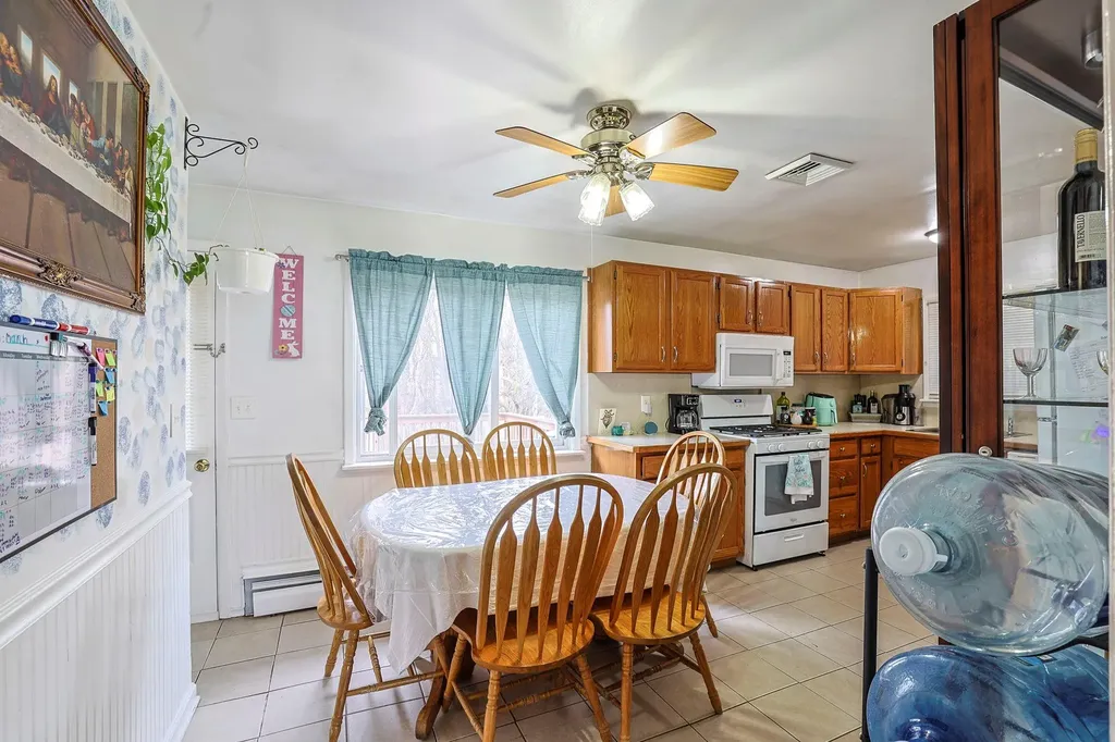 5 Carl Place Middletown NY 10940