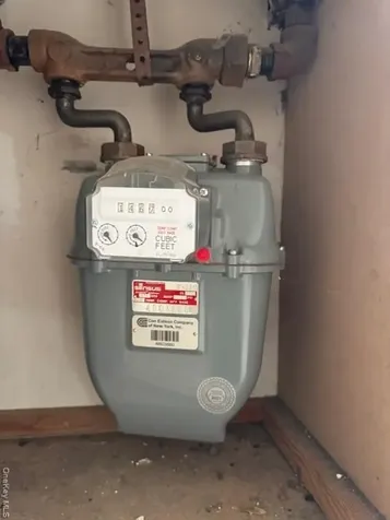 35-34 31st Street Astoria NY 11106