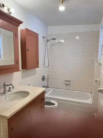 35-34 31st Street Astoria NY 11106