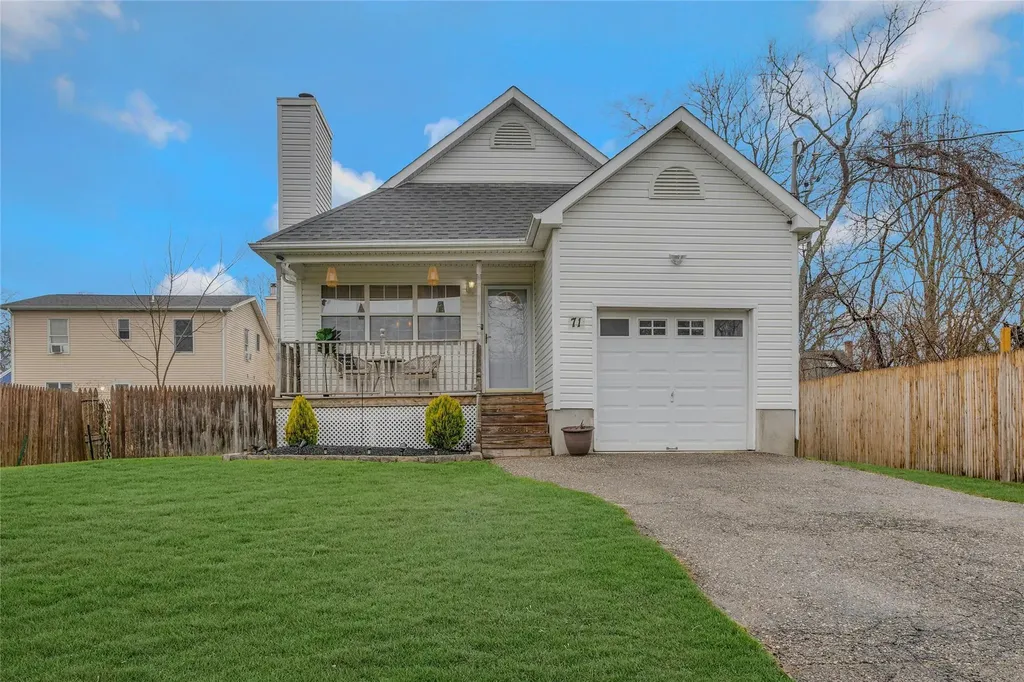 71 Shore Drive Mastic Beach NY 11951
