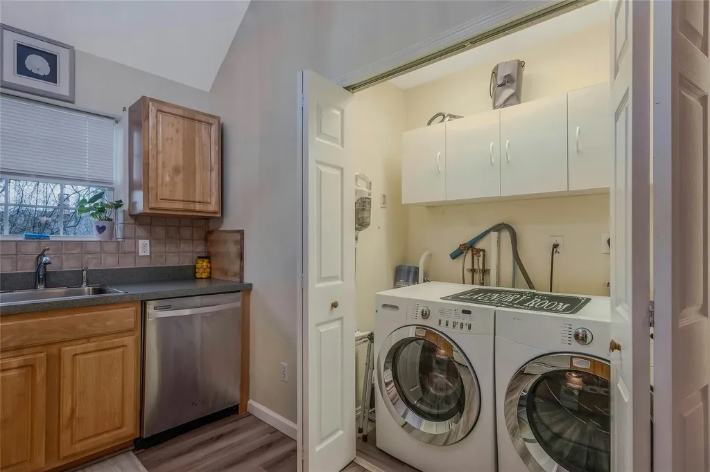 71 Shore Drive Mastic Beach NY 11951