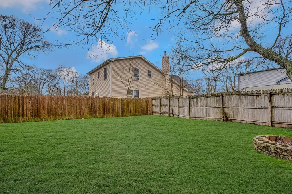 71 Shore Drive Mastic Beach NY 11951