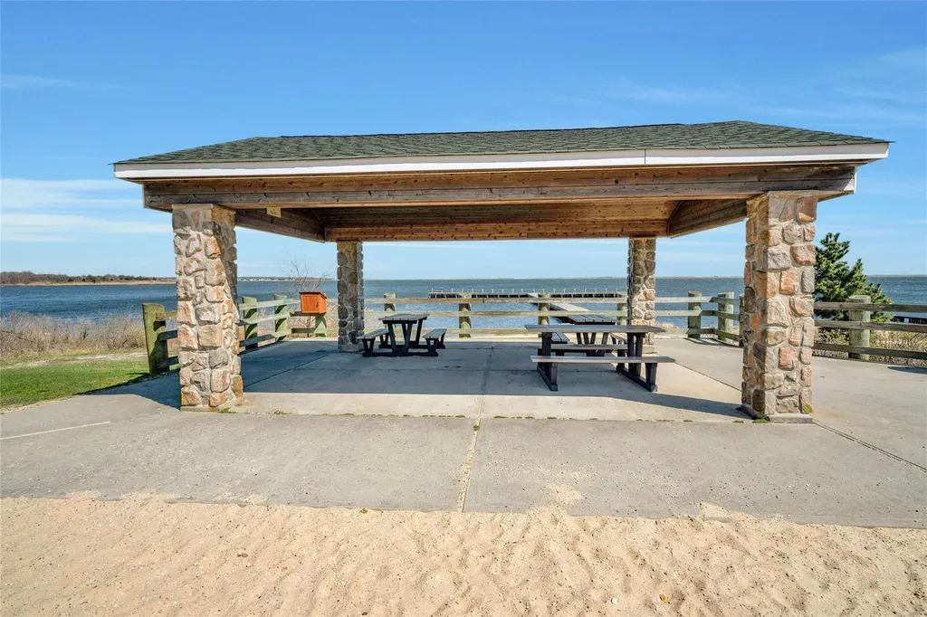 71 Shore Drive Mastic Beach NY 11951