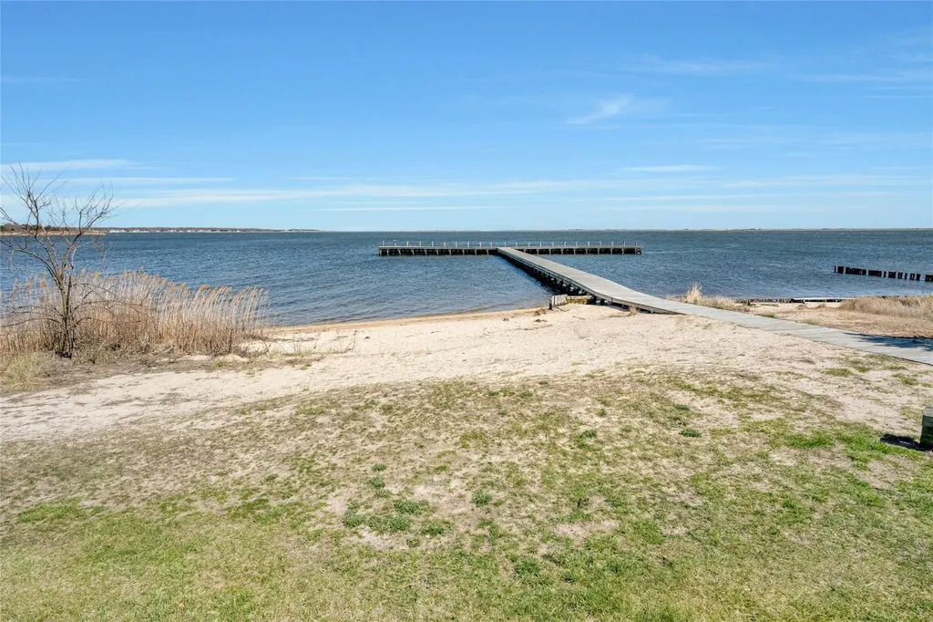 71 Shore Drive Mastic Beach NY 11951