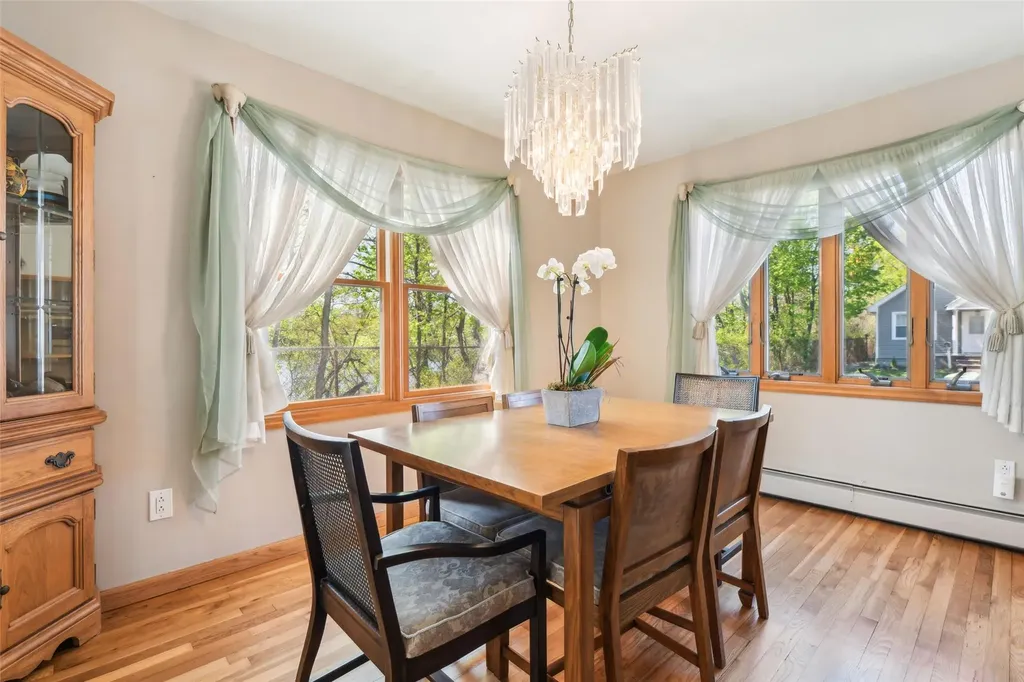 106 Catlin Place Hewlett NY 11557
