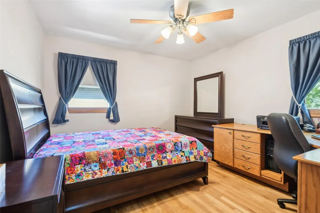 106 Catlin Place Hewlett NY 11557