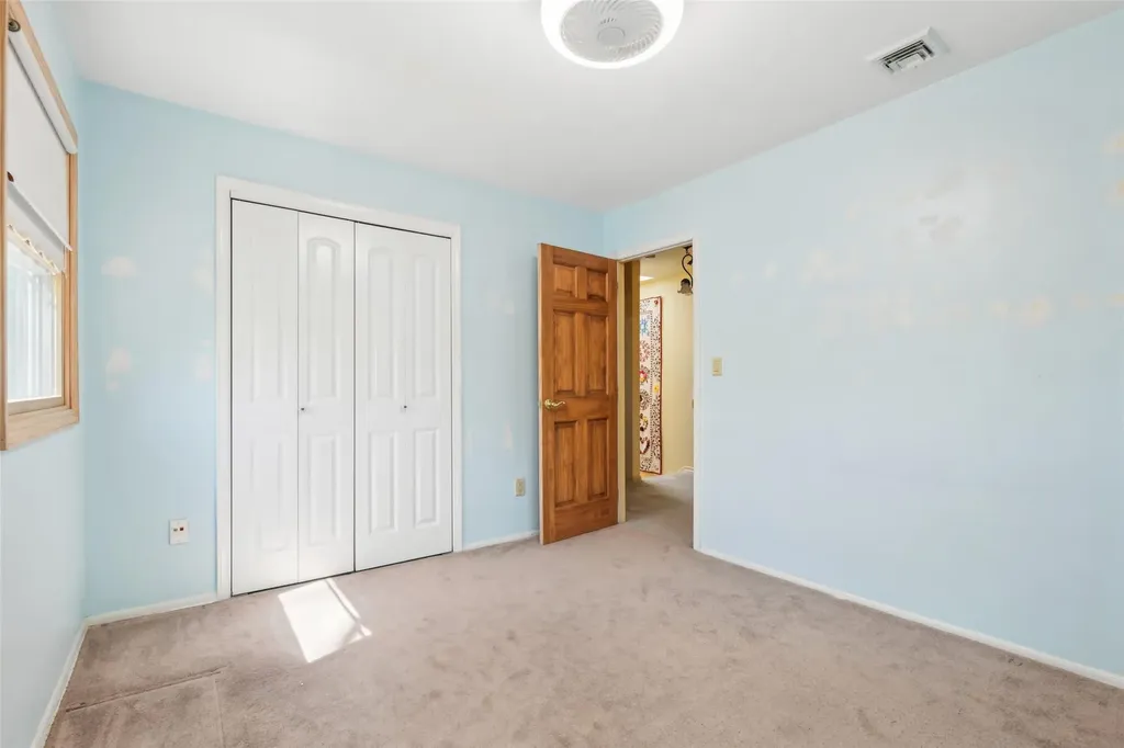 106 Catlin Place Hewlett NY 11557