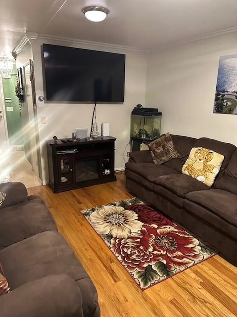 2749 Schleigel Boulevard Amityville NY 11701