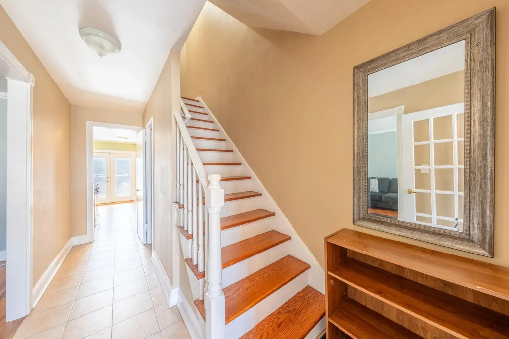 2013 Narragansett Avenue Bronx NY 10461