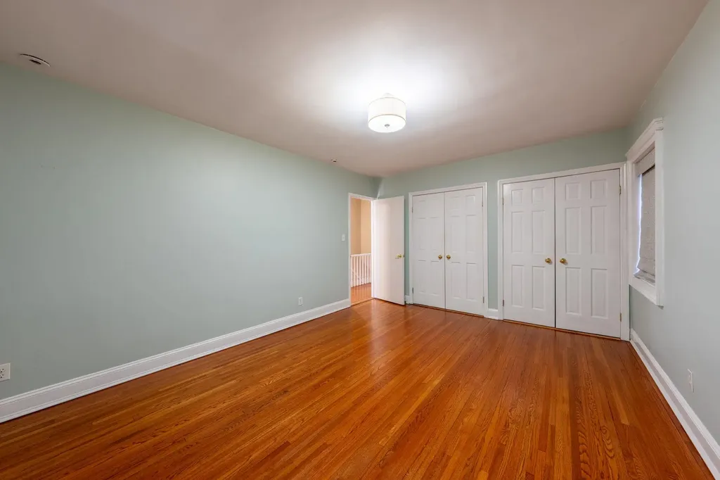 2013 Narragansett Avenue Bronx NY 10461