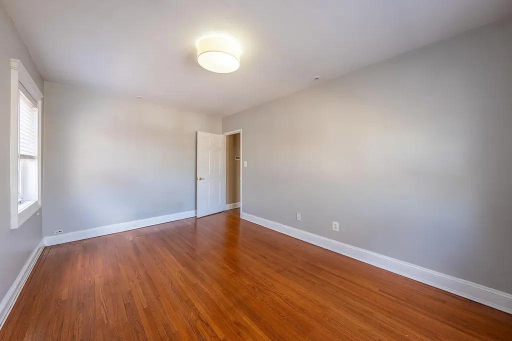 2013 Narragansett Avenue Bronx NY 10461