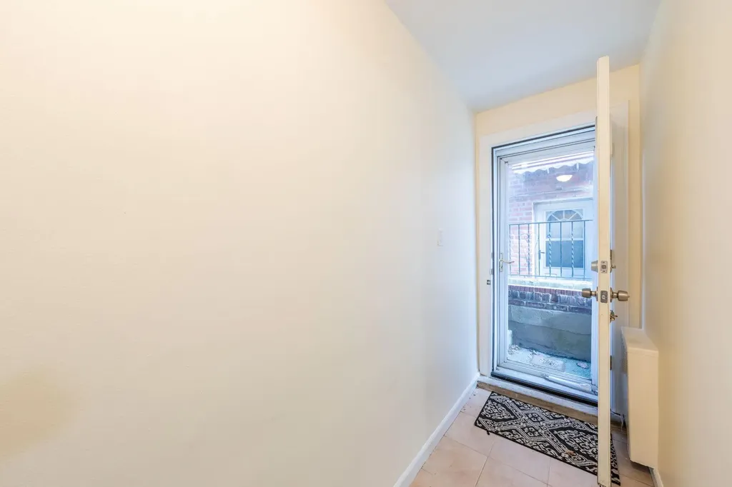 2013 Narragansett Avenue Bronx NY 10461
