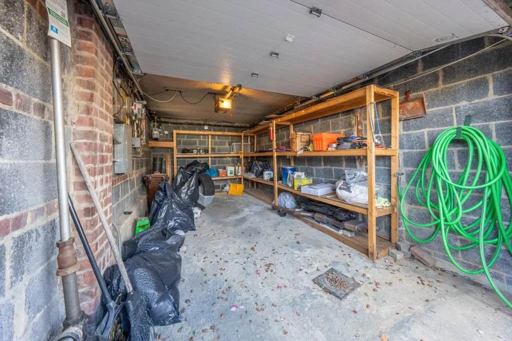 2013 Narragansett Avenue Bronx NY 10461