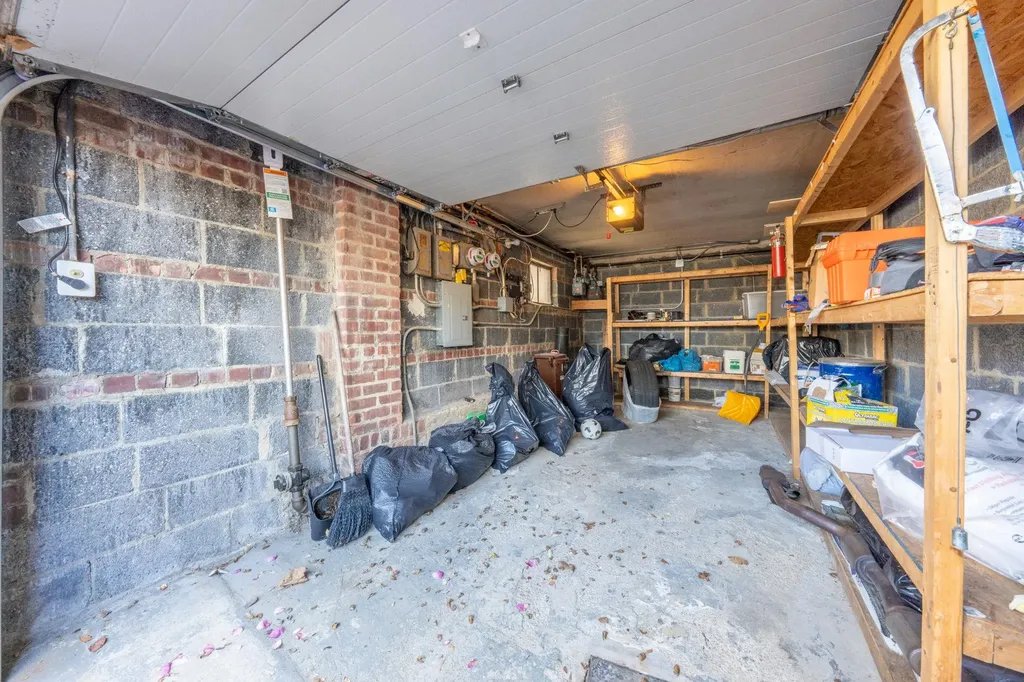 2013 Narragansett Avenue Bronx NY 10461