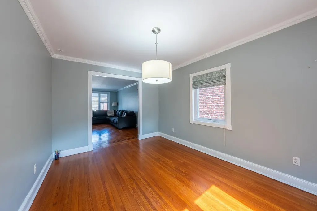 2013 Narragansett Avenue Bronx NY 10461