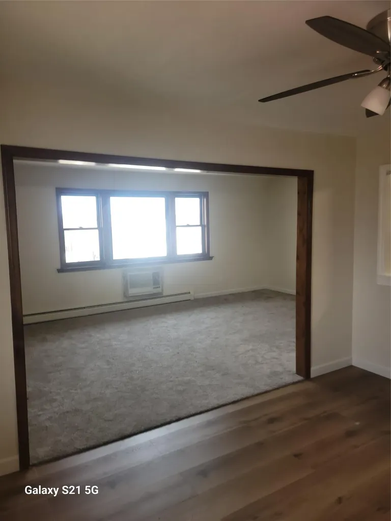 47-52 190 Fresh Meadows NY 11358