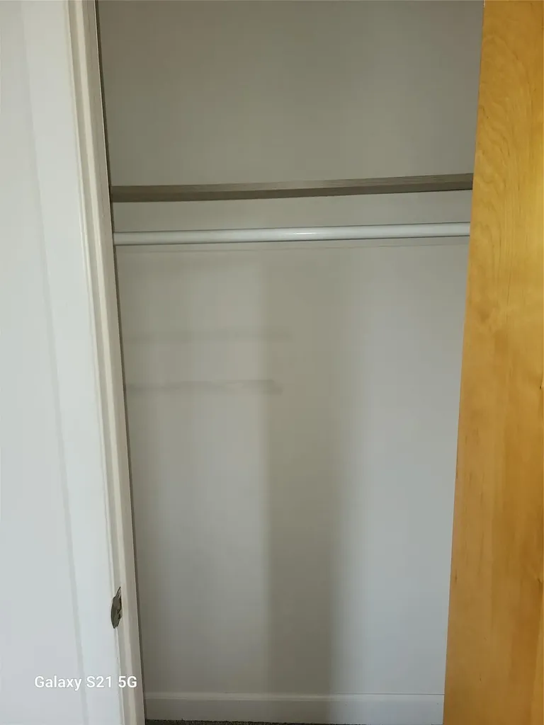 47-52 190 Fresh Meadows NY 11358