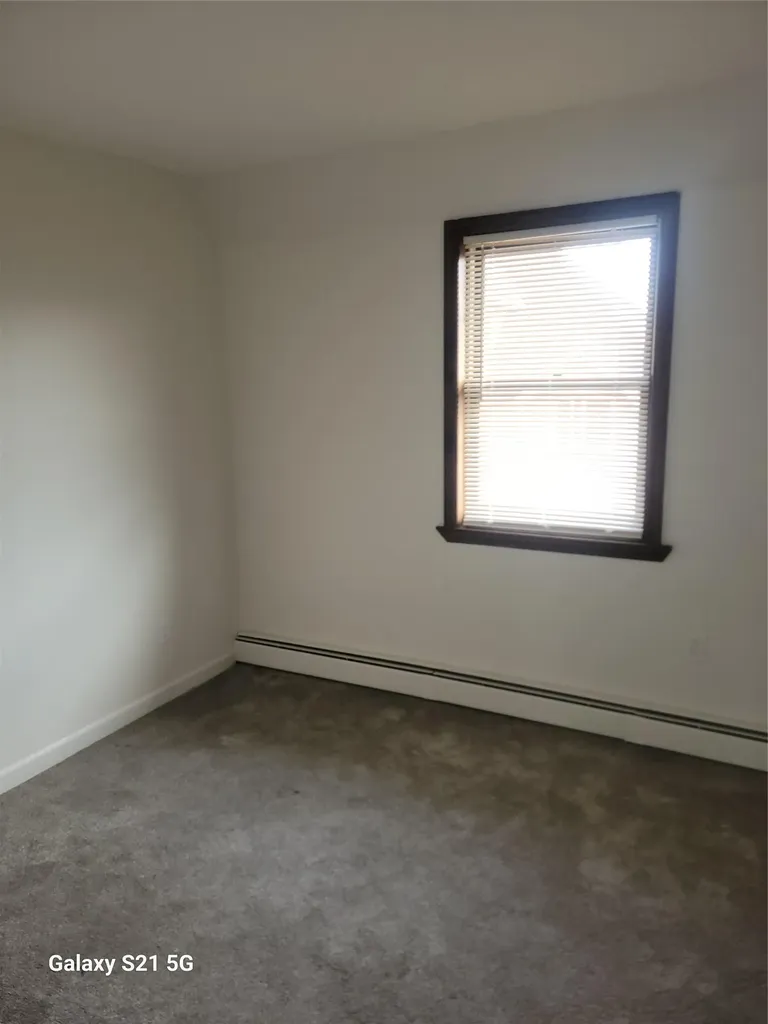 47-52 190 Fresh Meadows NY 11358