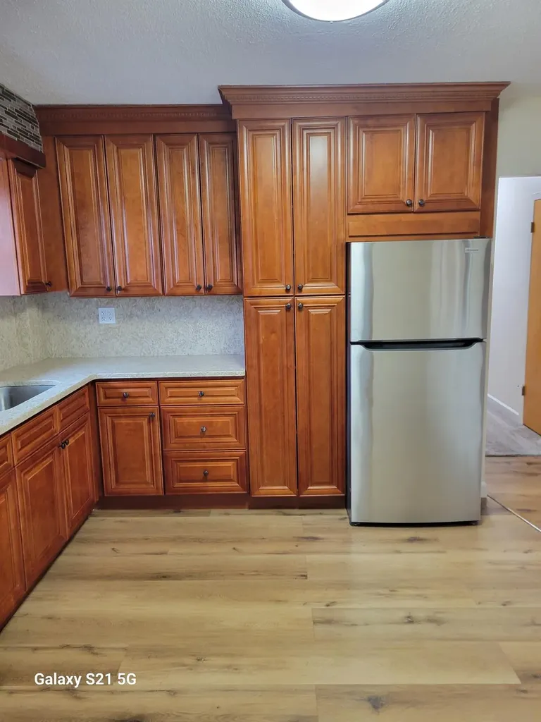 47-52 190 Fresh Meadows NY 11358