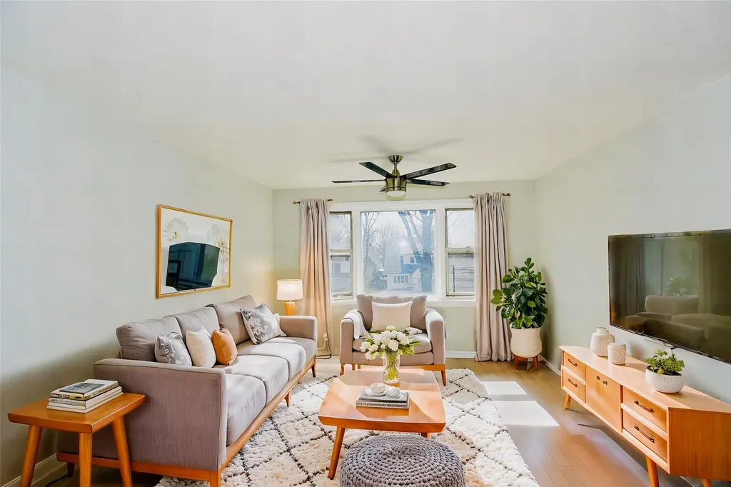 33 E Grand Mount Vernon NY 10552