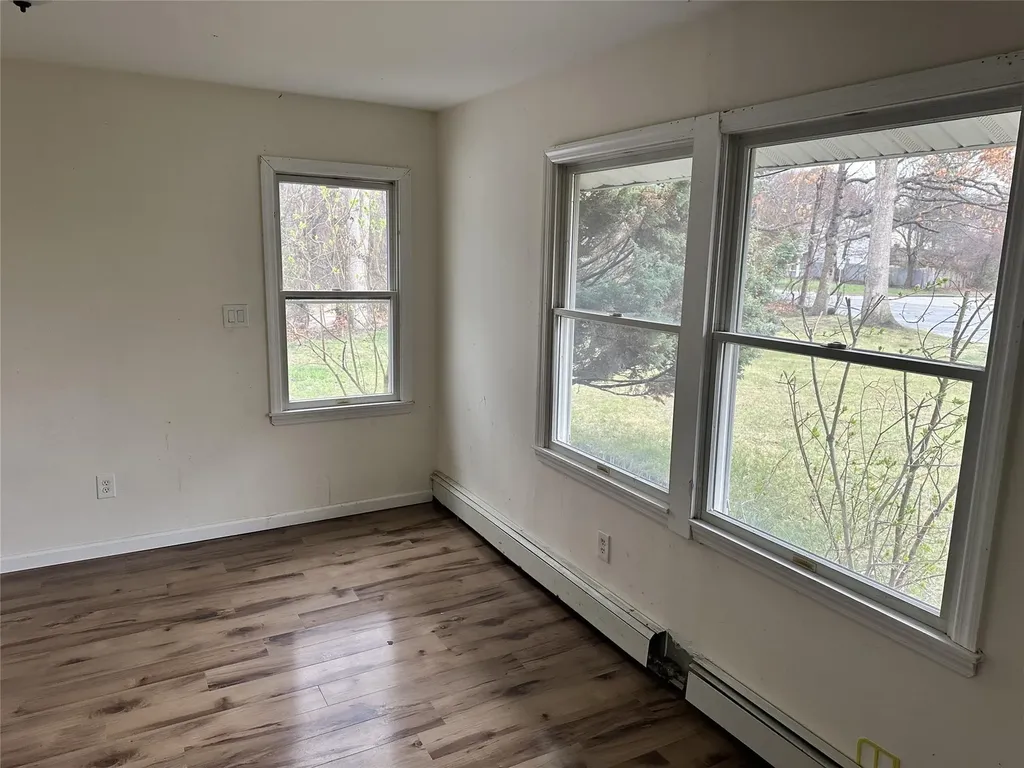 1041 Old Town Road Coram NY 11727