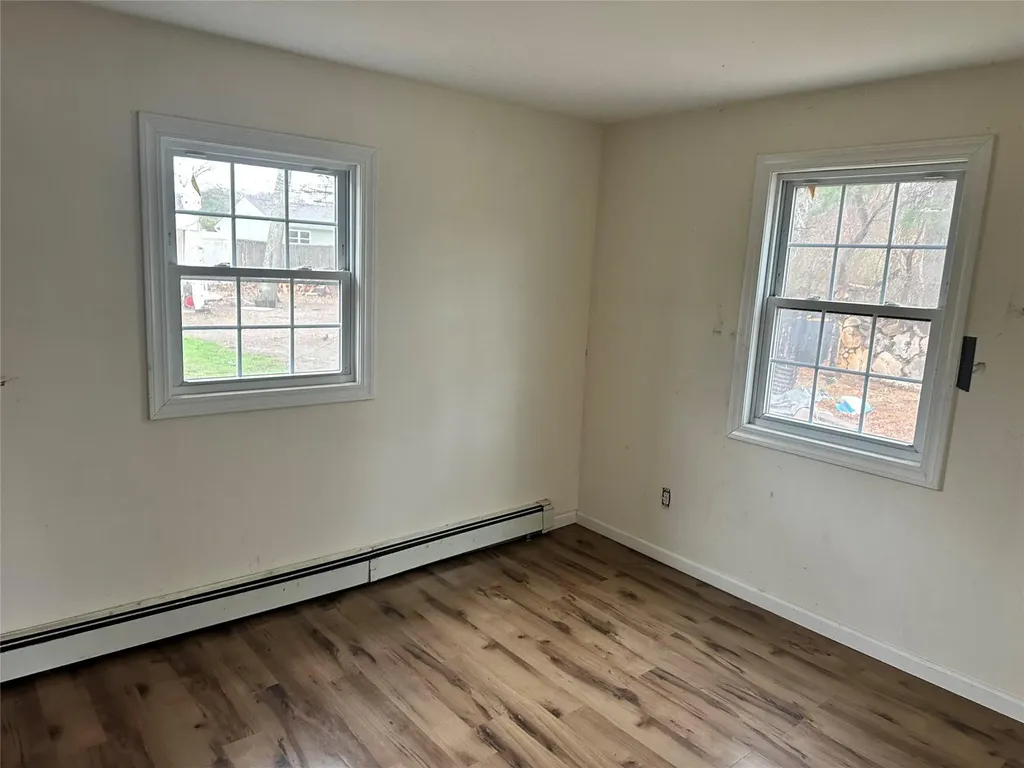 1041 Old Town Road Coram NY 11727