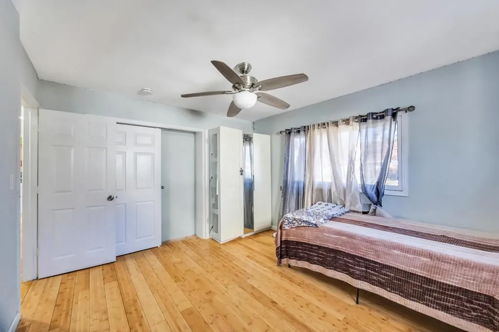 165 Wilfred Boulevard Hicksville NY 11801