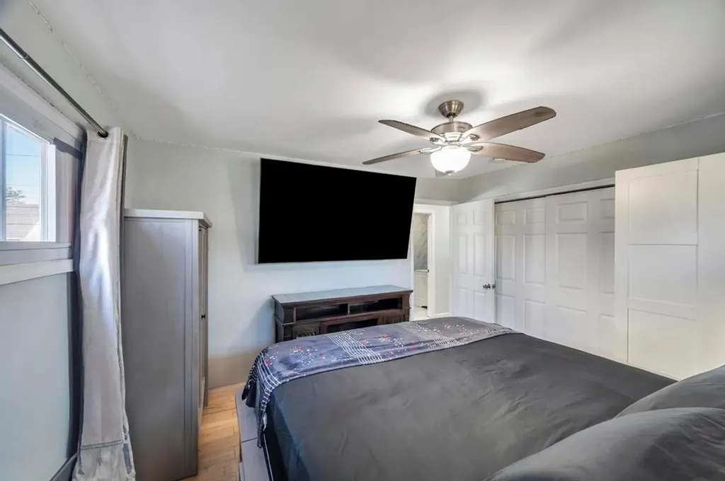 165 Wilfred Boulevard Hicksville NY 11801