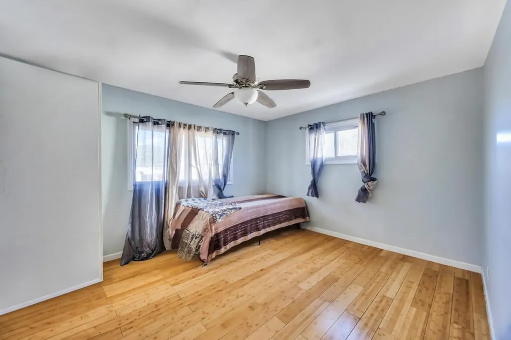 165 Wilfred Boulevard Hicksville NY 11801