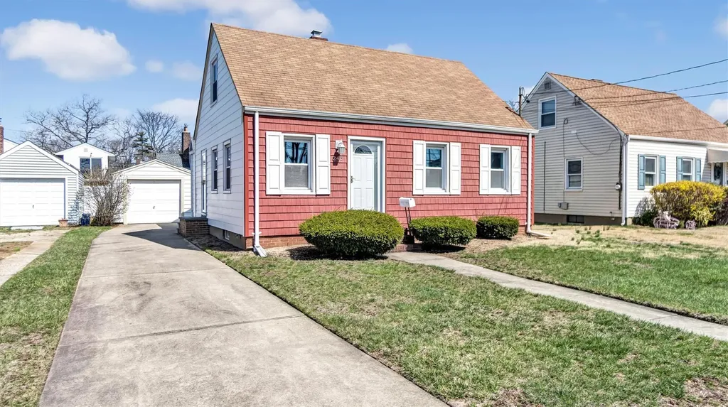 245 Madison Avenue Oceanside NY 11572