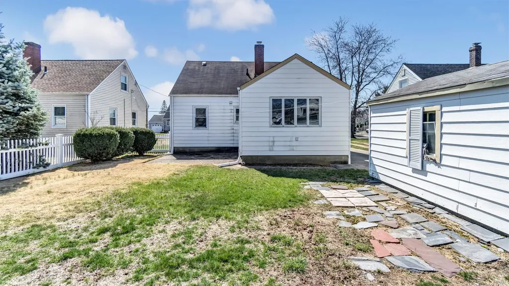 245 Madison Avenue Oceanside NY 11572