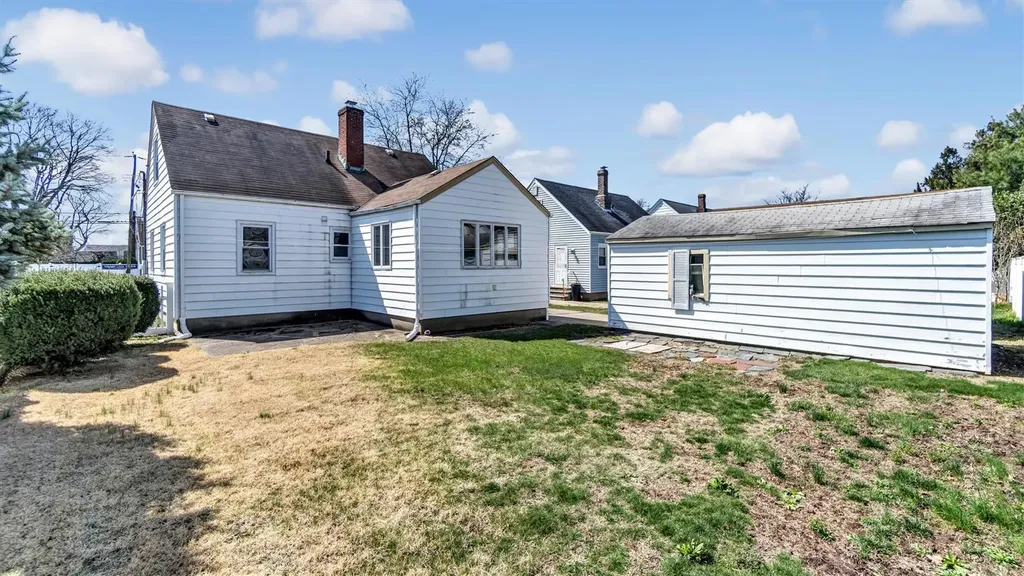 245 Madison Avenue Oceanside NY 11572