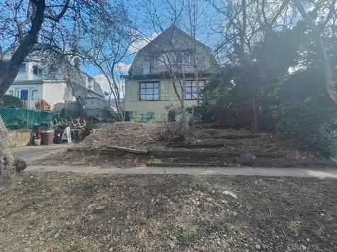 21820 36th Avenue Bayside NY 11361