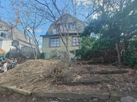 21820 36th Avenue Bayside NY 11361